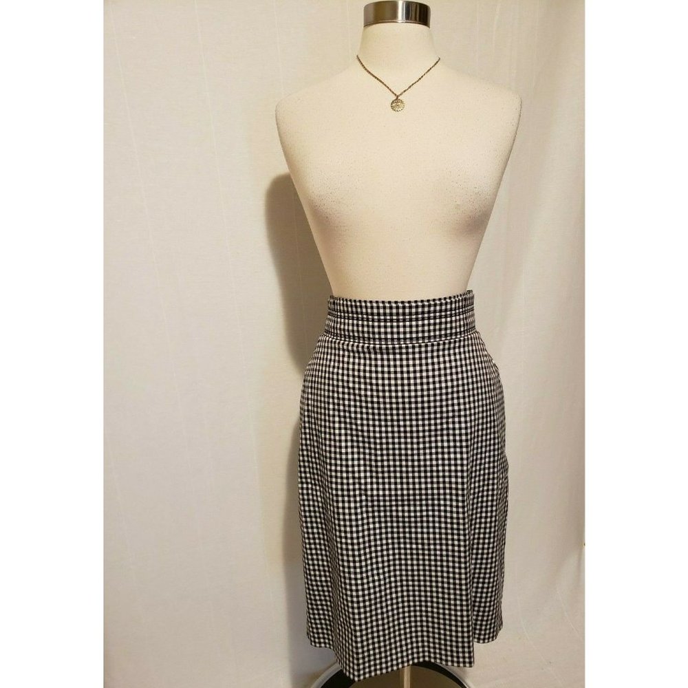 Ann Taylor Plaid Skirt Size 12 Curvy Fit Black and White Plaid Gingham